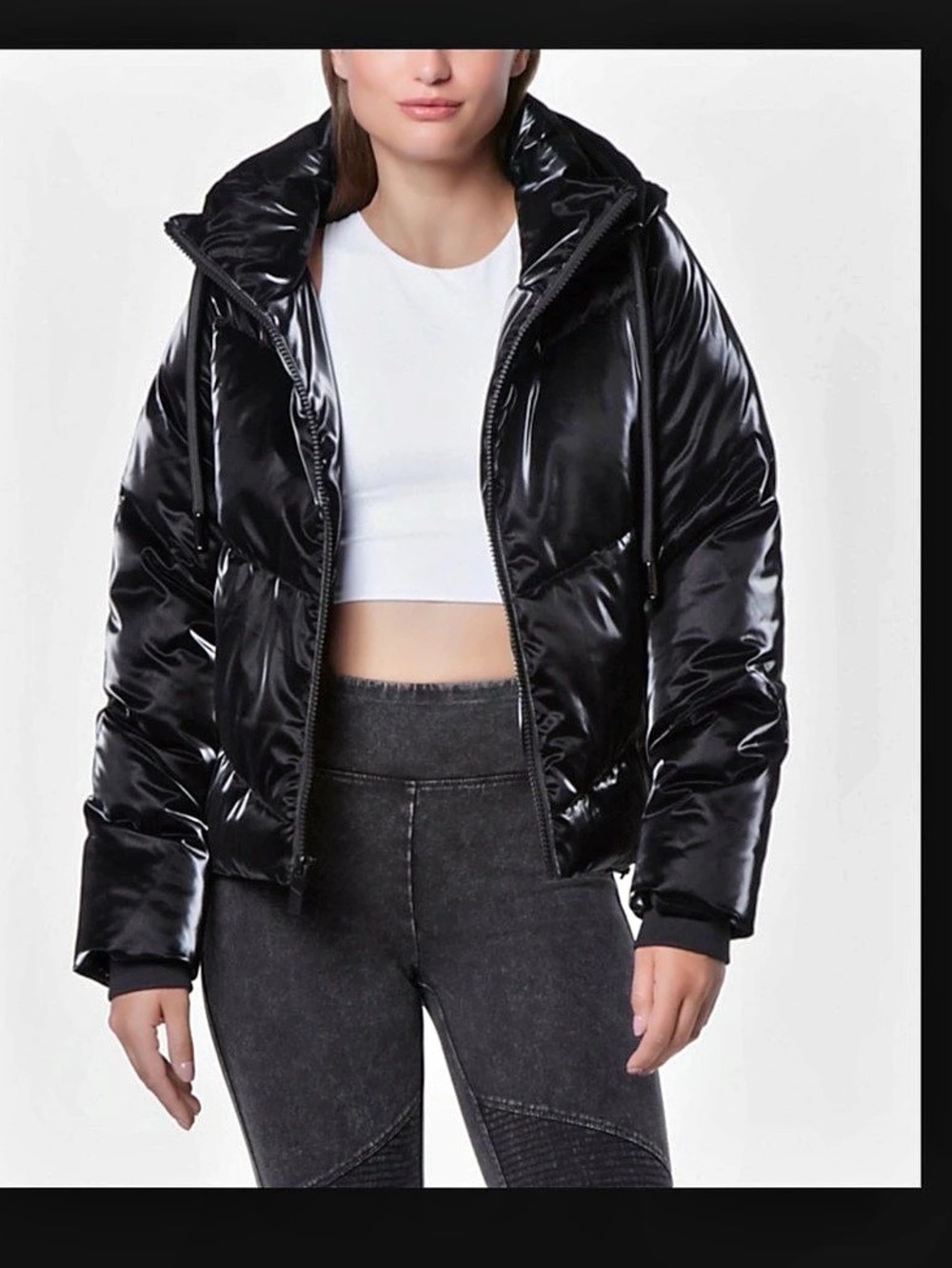 Andrew Marc Shiny Black Hooded Puffer Jacket – Women’s Large